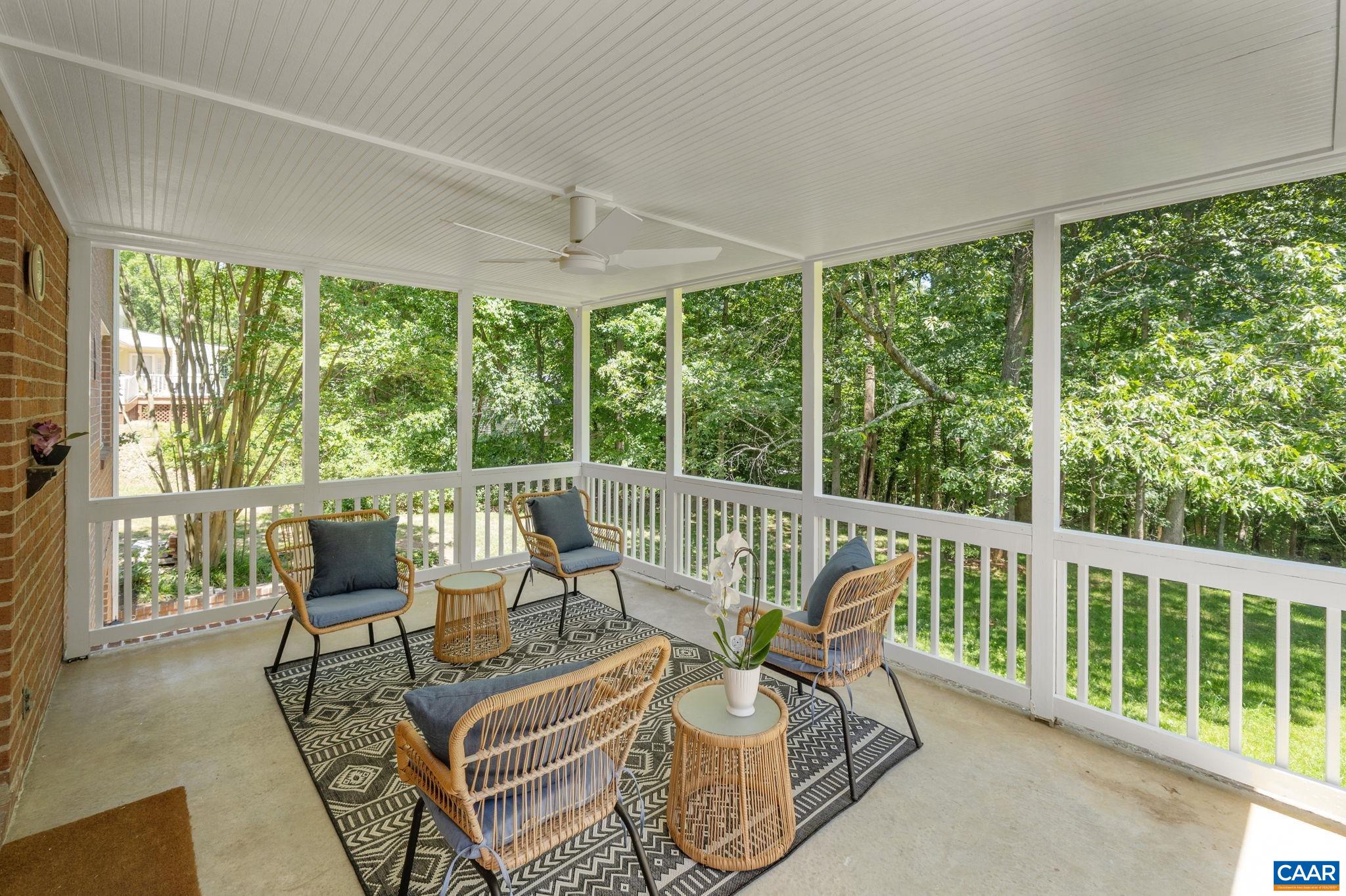 102 POWHATAN CIR