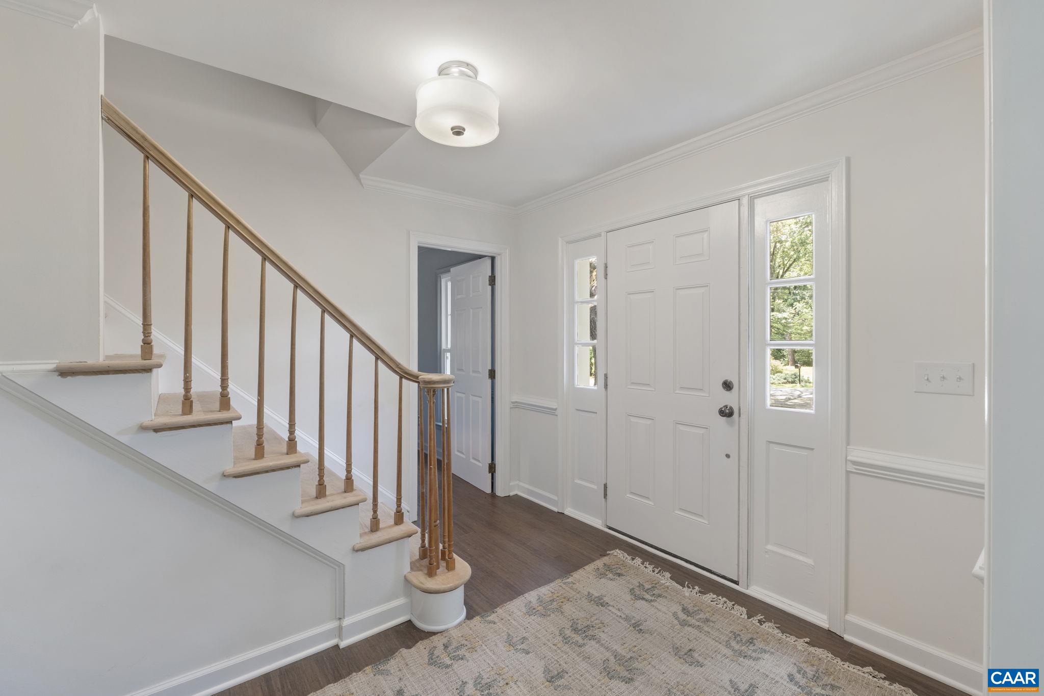 102 POWHATAN CIR