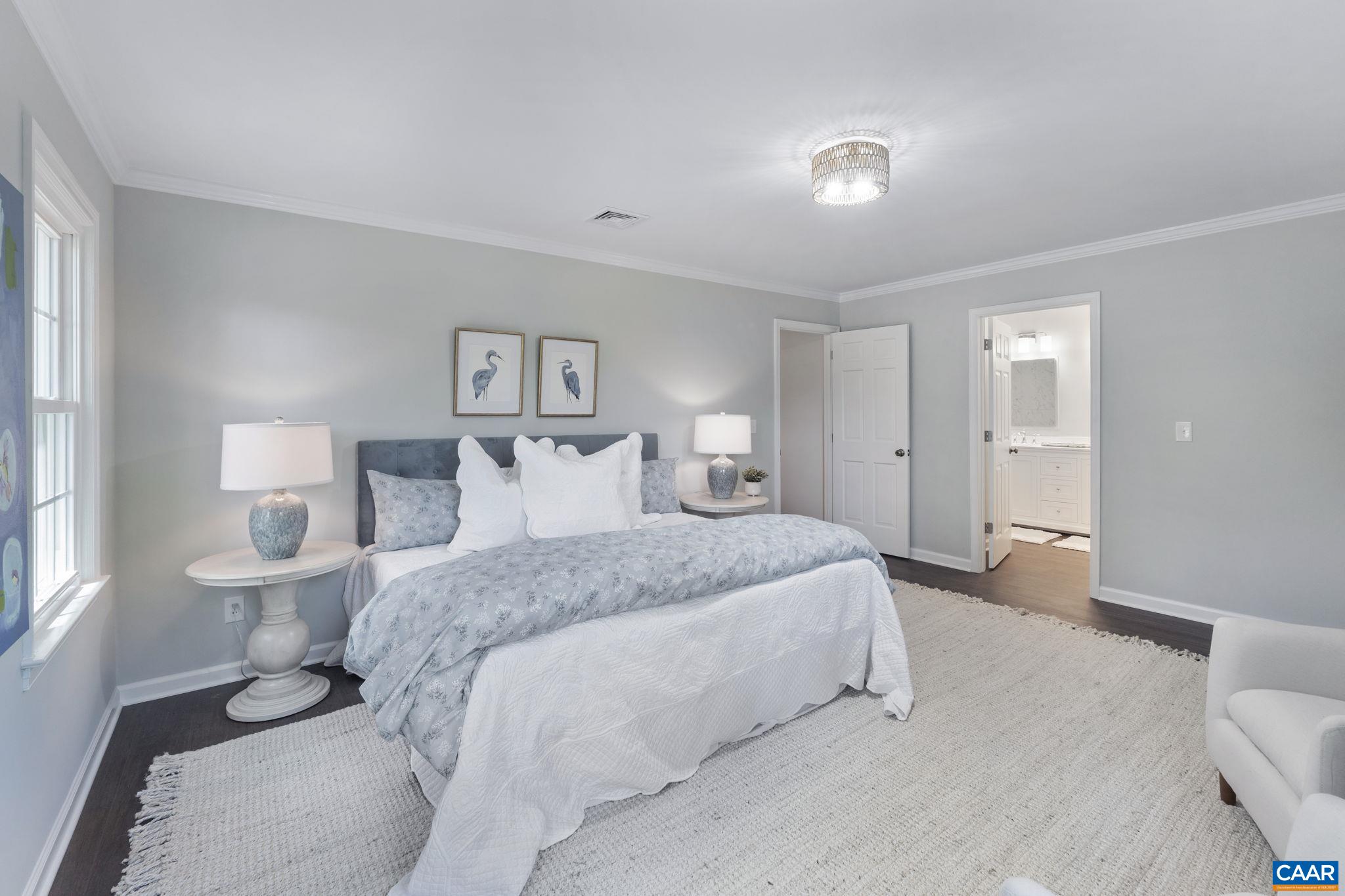 102 POWHATAN CIR