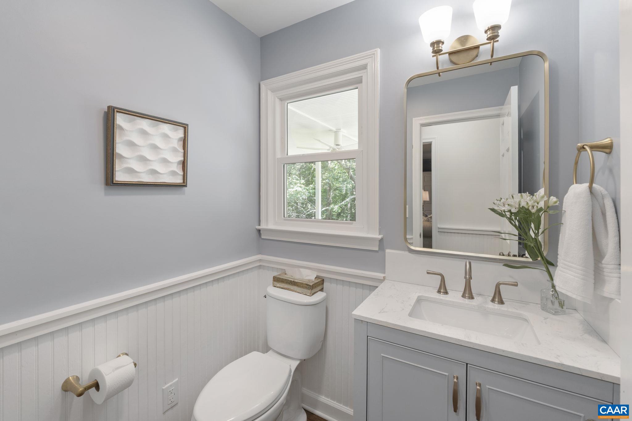 102 POWHATAN CIR