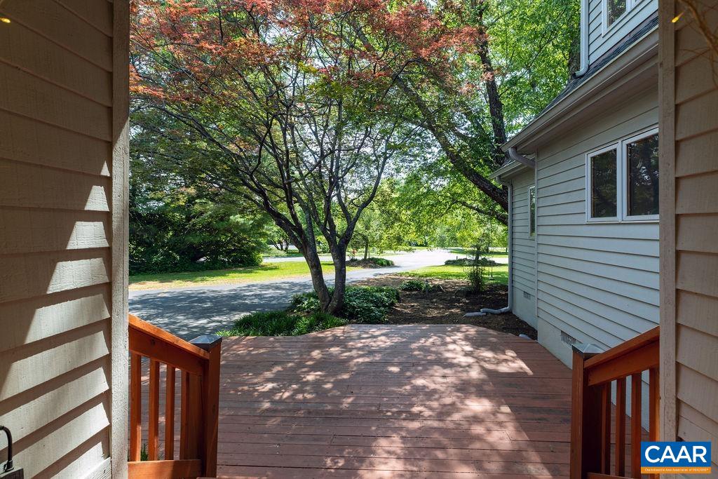 65 WINDTHISTLE CT