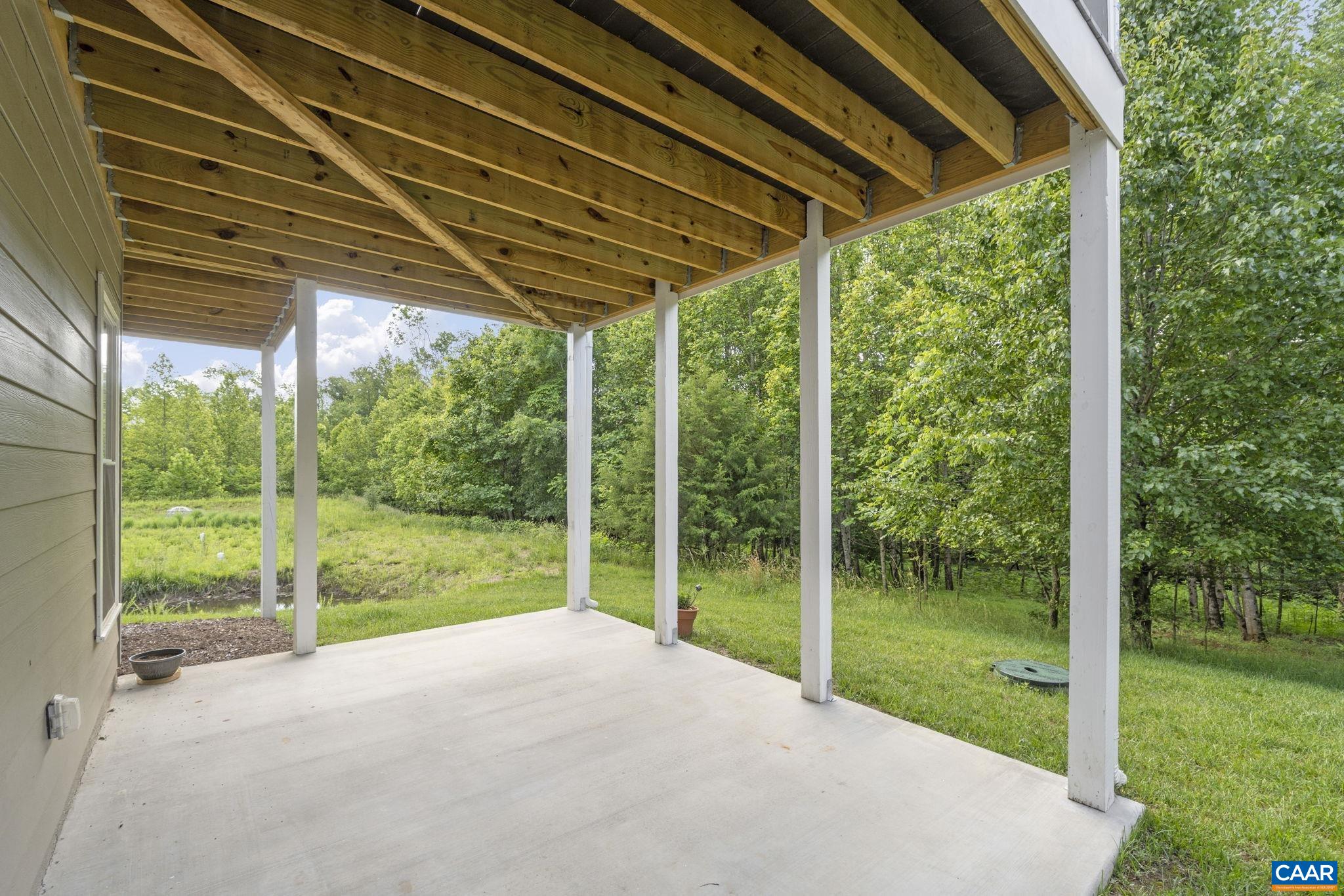 336 AVONDALE LN