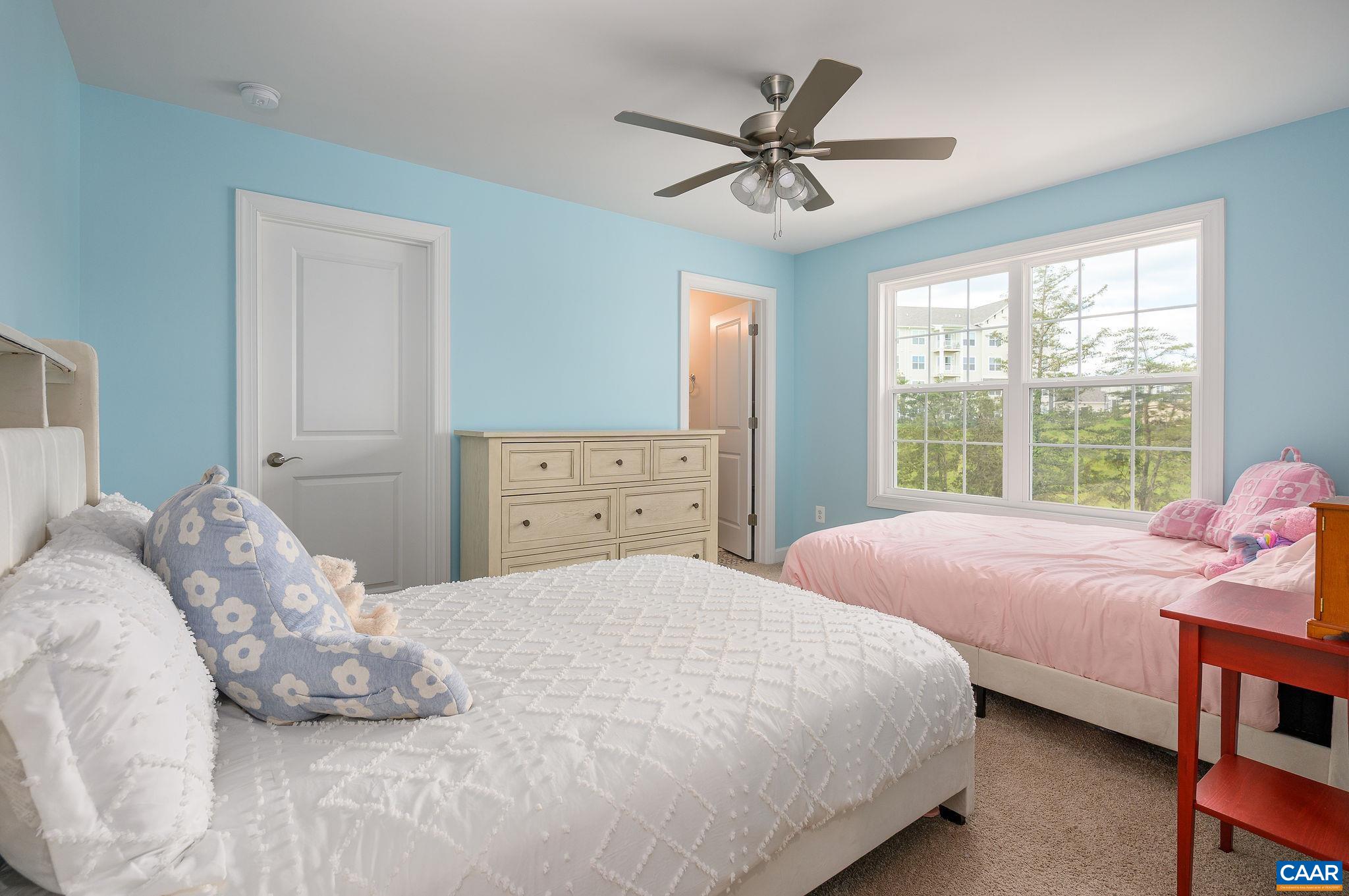 3707 THICKET RUN PL