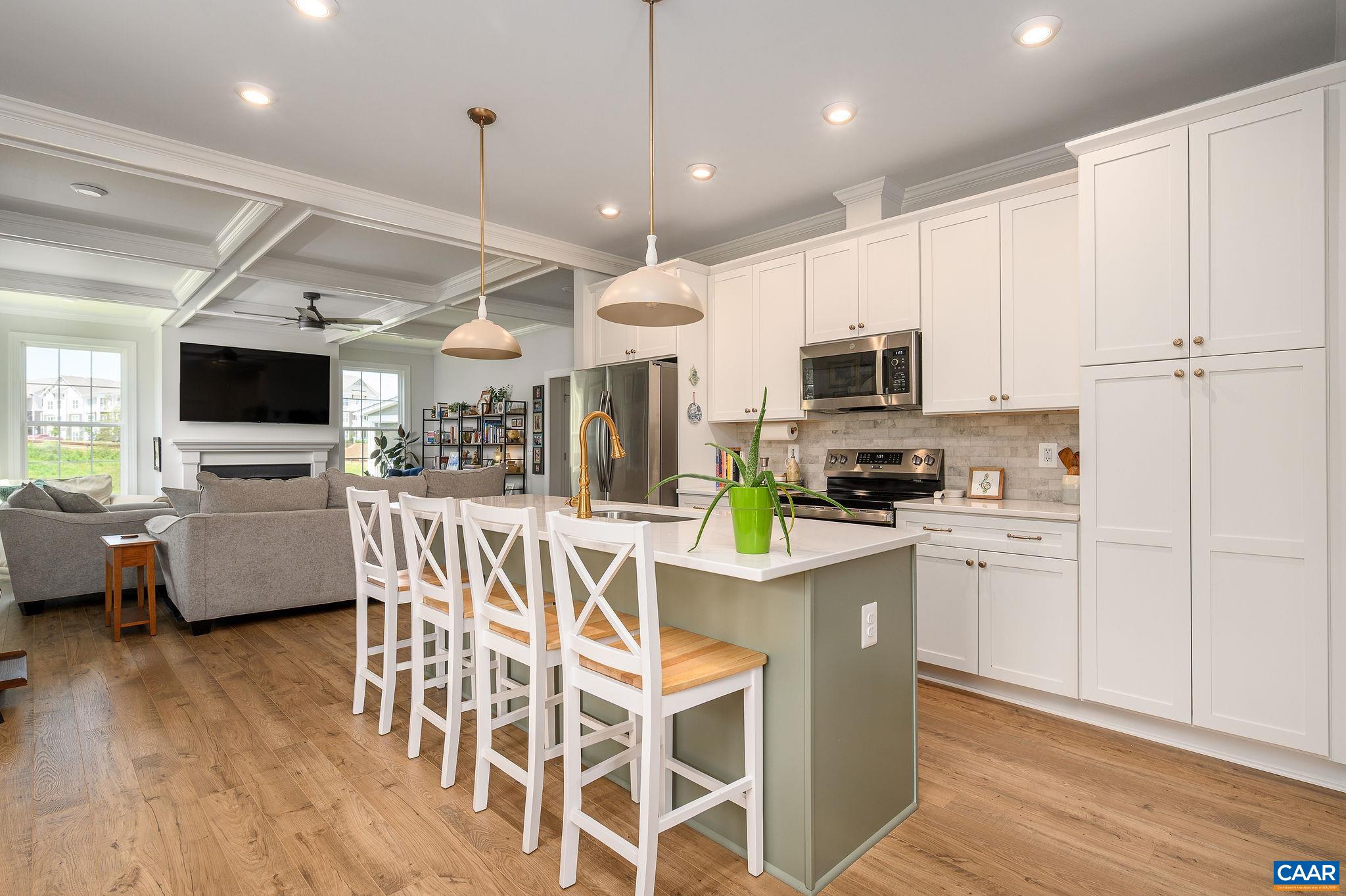 3707 THICKET RUN PL