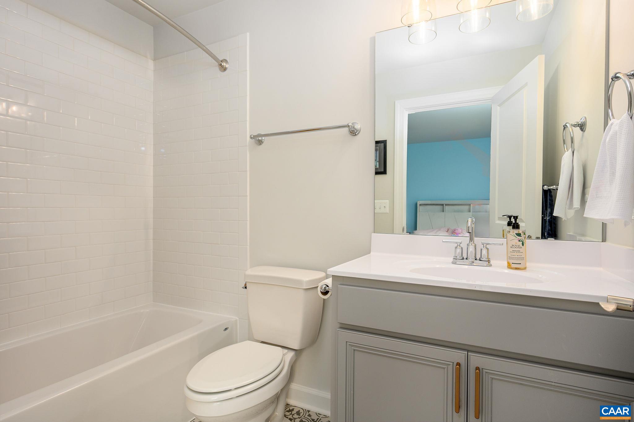 3707 THICKET RUN PL
