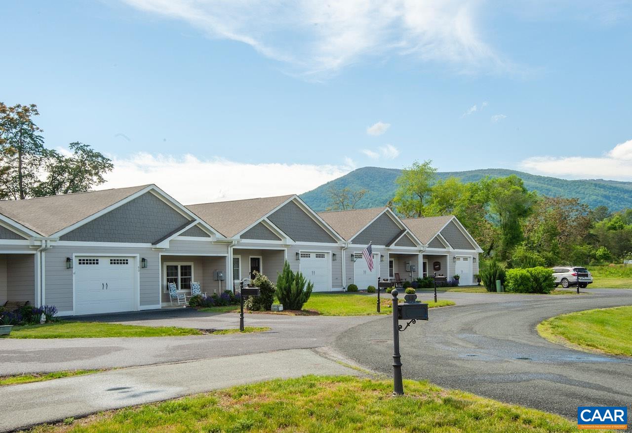 90 APPLE BLOSSOM CT