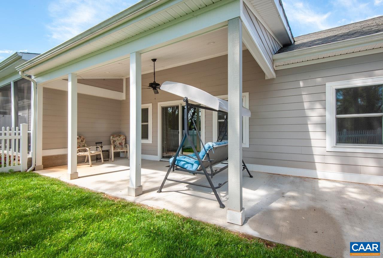 90 APPLE BLOSSOM CT