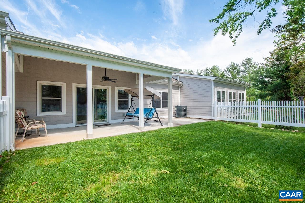 90 APPLE BLOSSOM CT