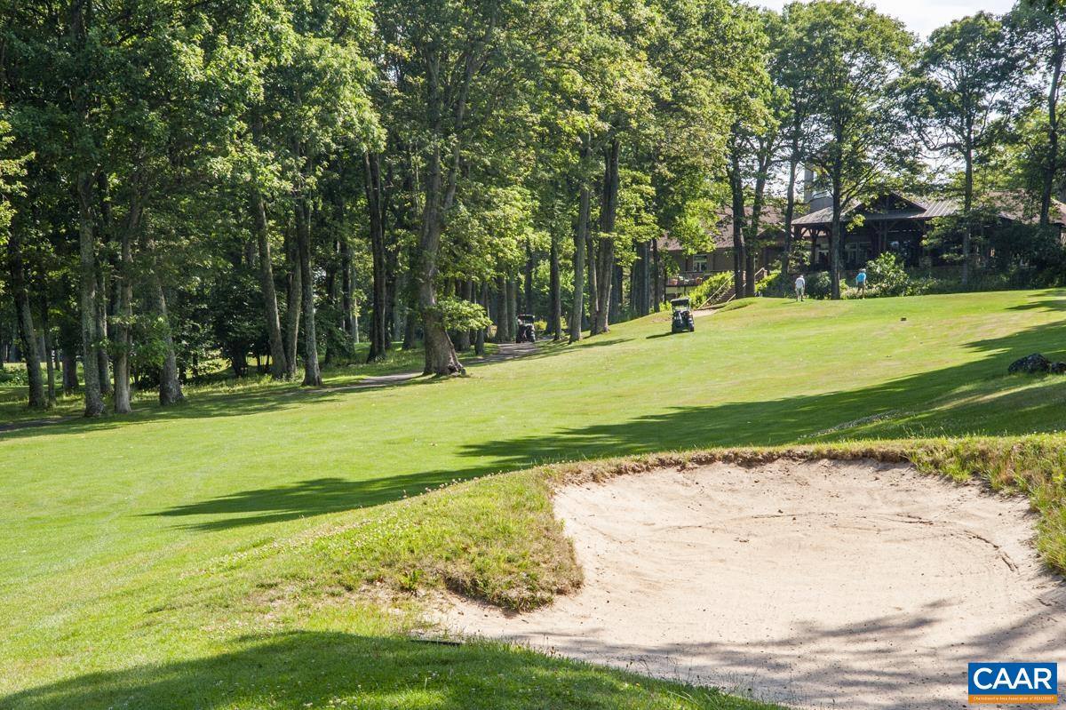 2148 FAIRWAY WOODS