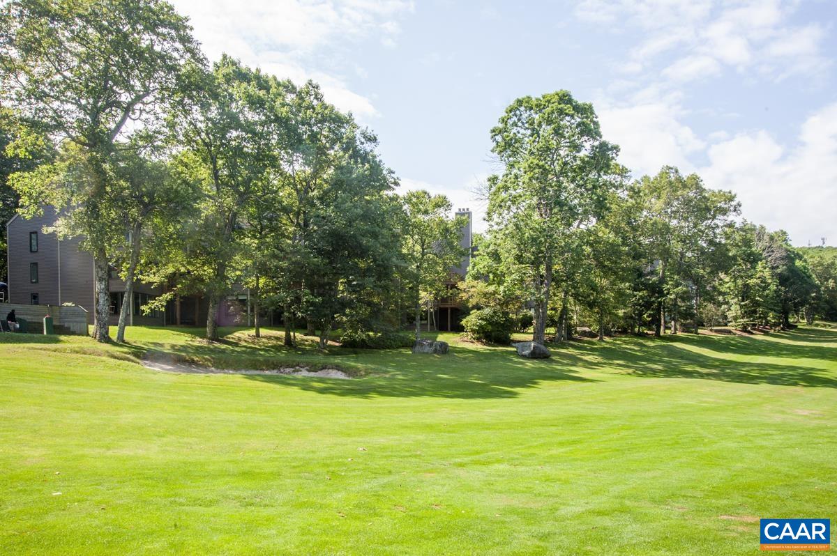 2148 FAIRWAY WOODS