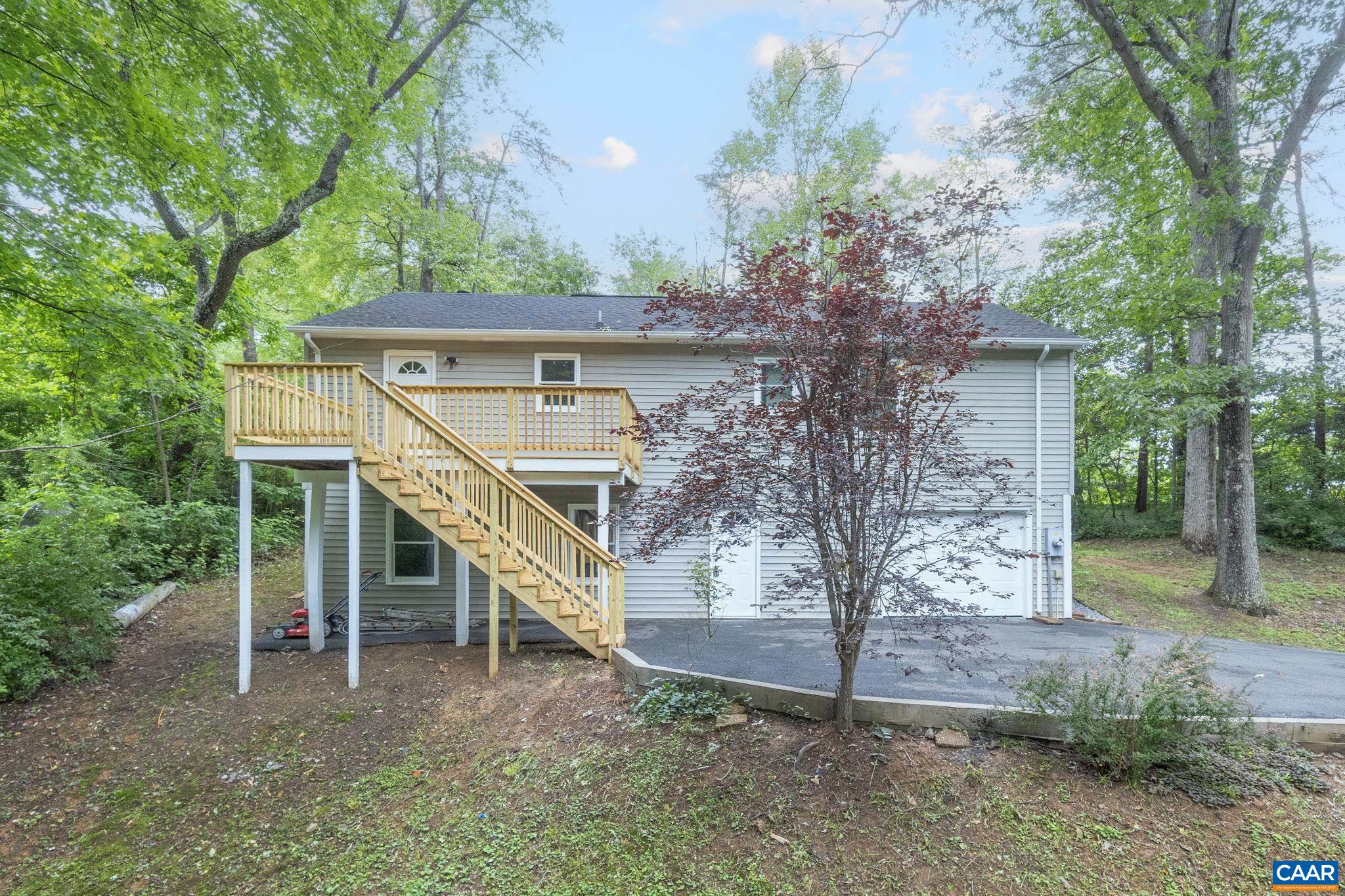 10 AZALEA RD