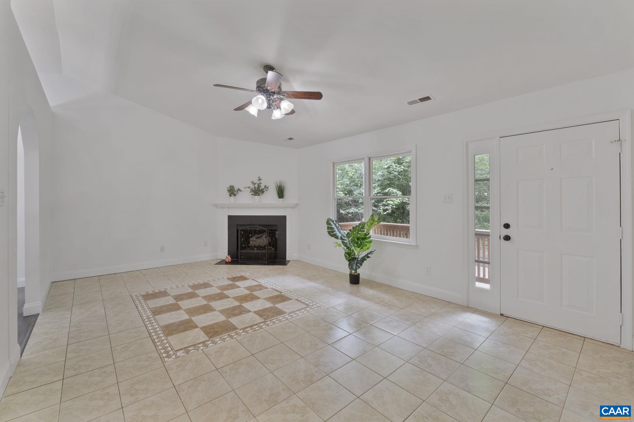 10 AZALEA RD