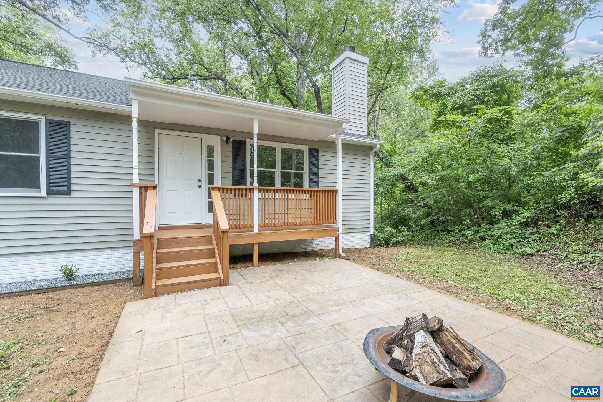 10 AZALEA RD
