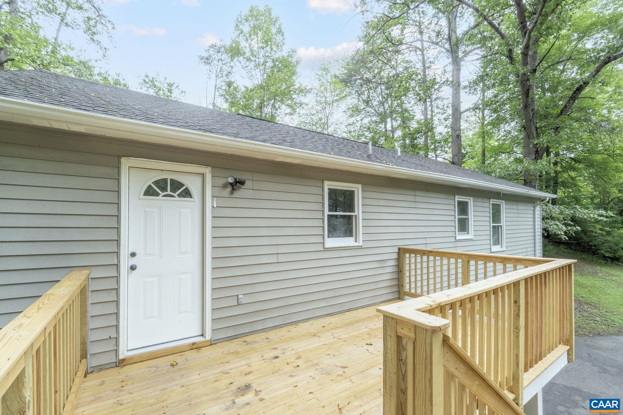 10 AZALEA RD
