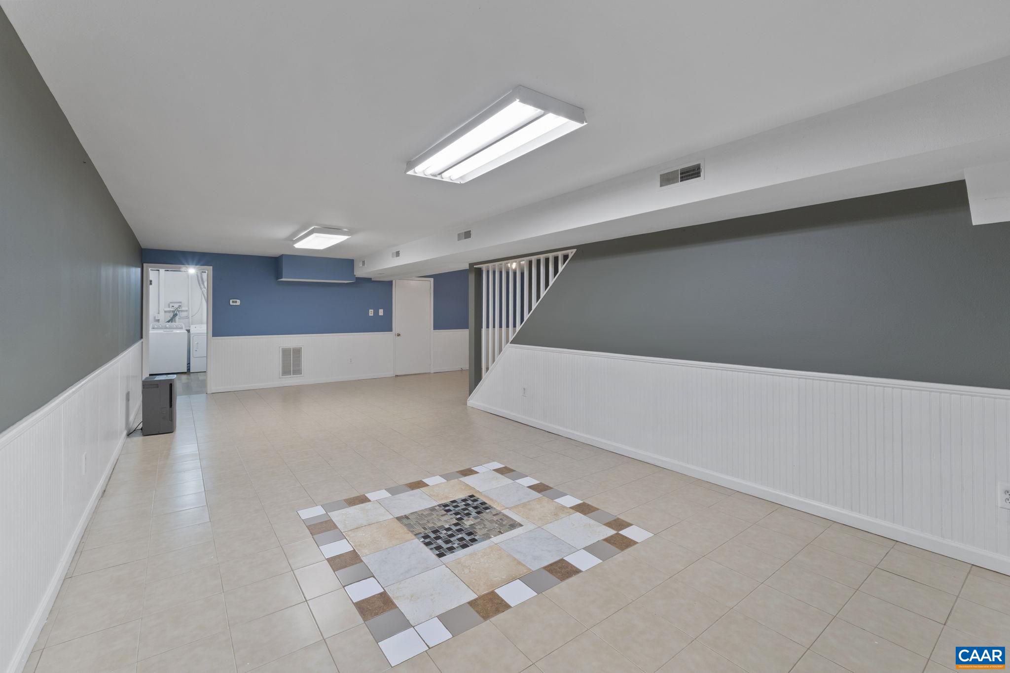 10 AZALEA RD