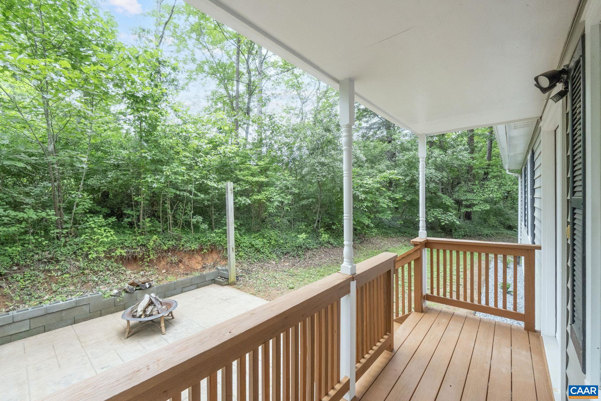 10 AZALEA RD