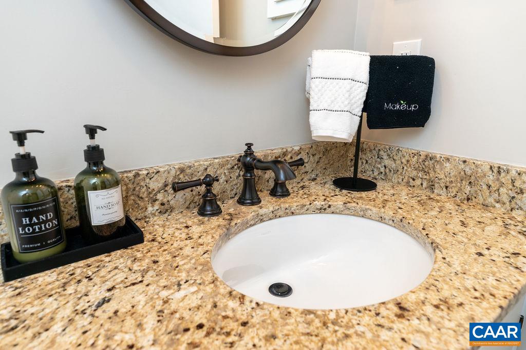 2209 TANNERS RIDGE CONDOS
