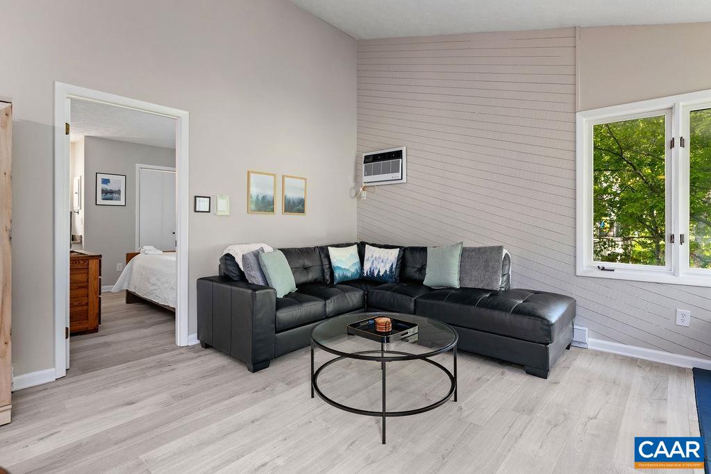 2209 TANNERS RIDGE CONDOS