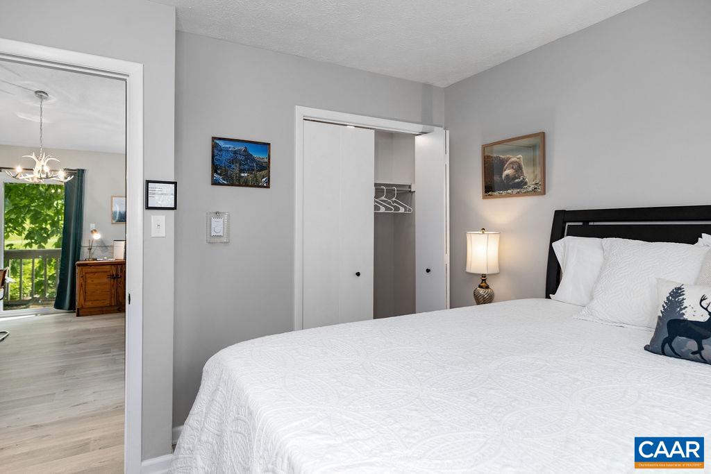 2209 TANNERS RIDGE CONDOS