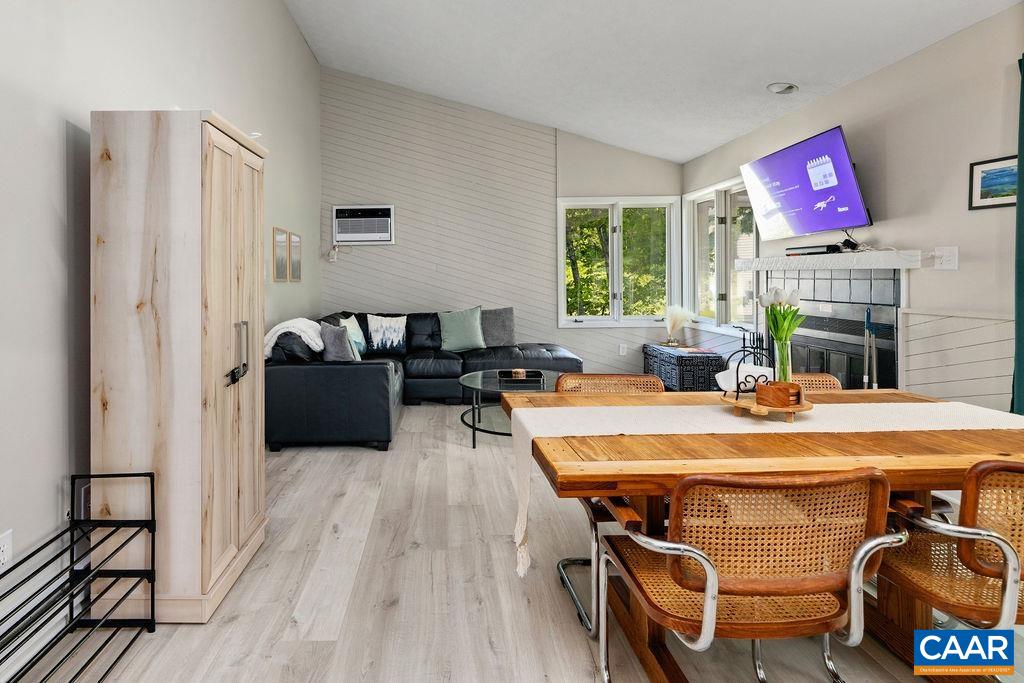 2209 TANNERS RIDGE CONDOS