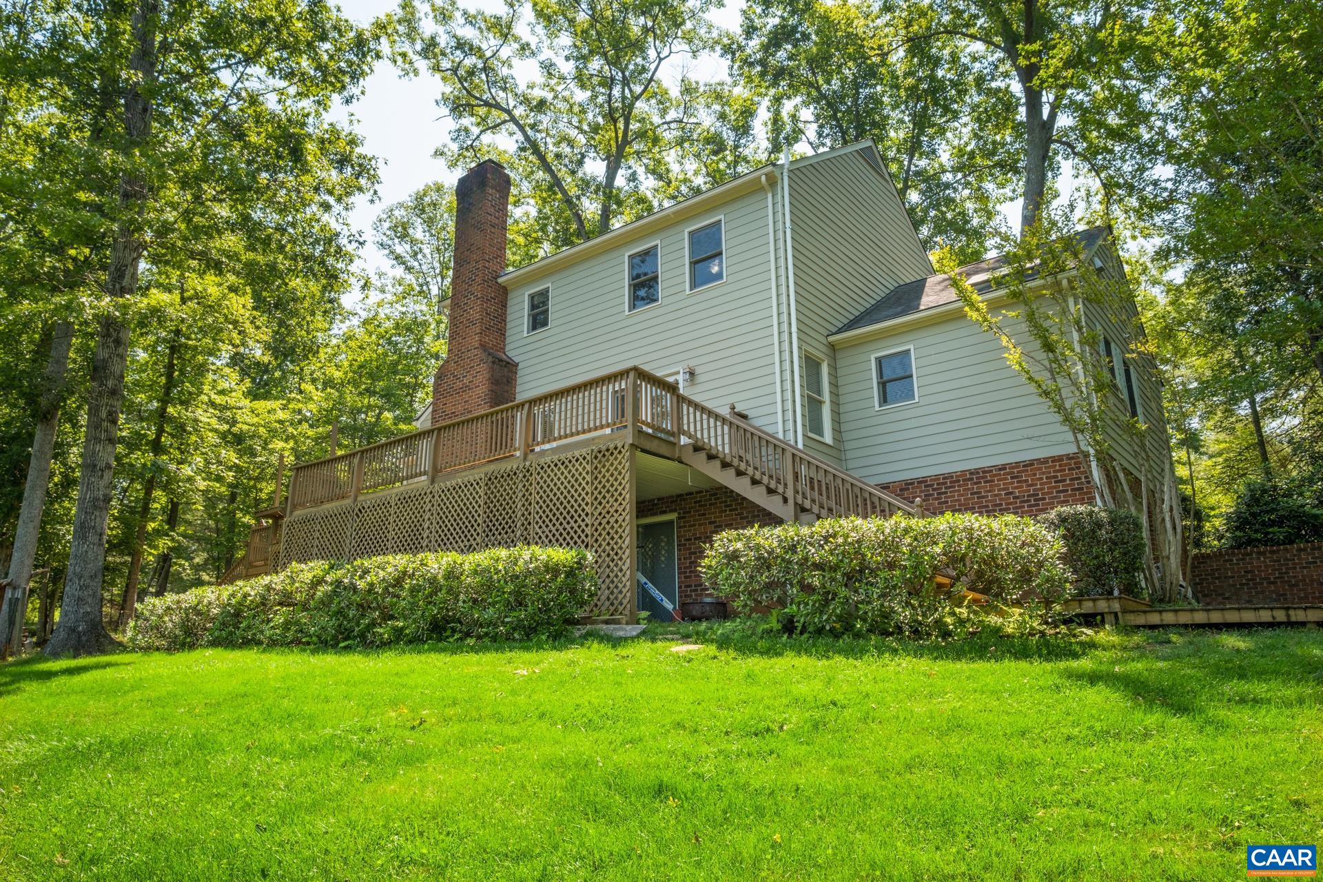 2034 BOBWHITE CT