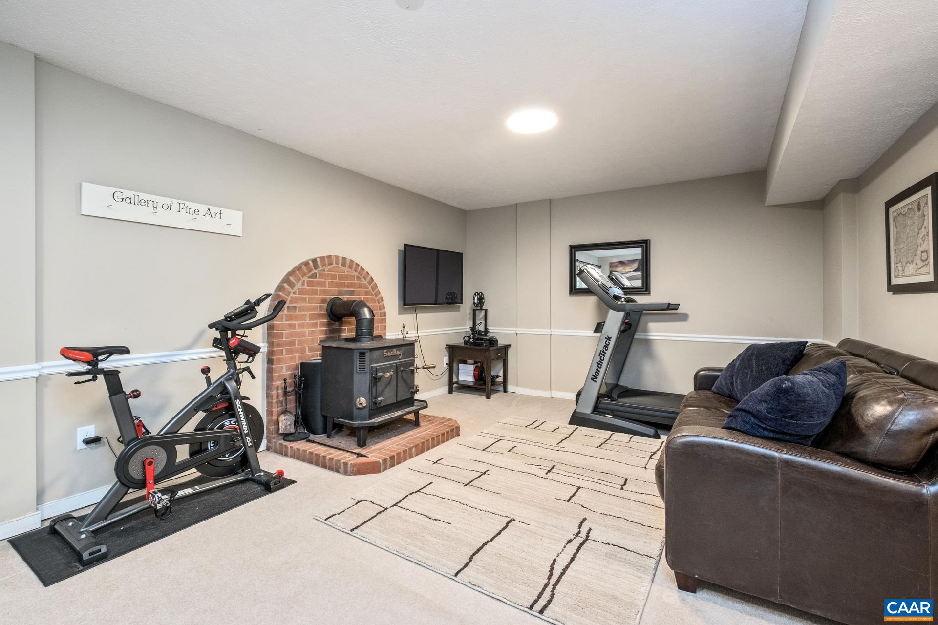 2034 BOBWHITE CT