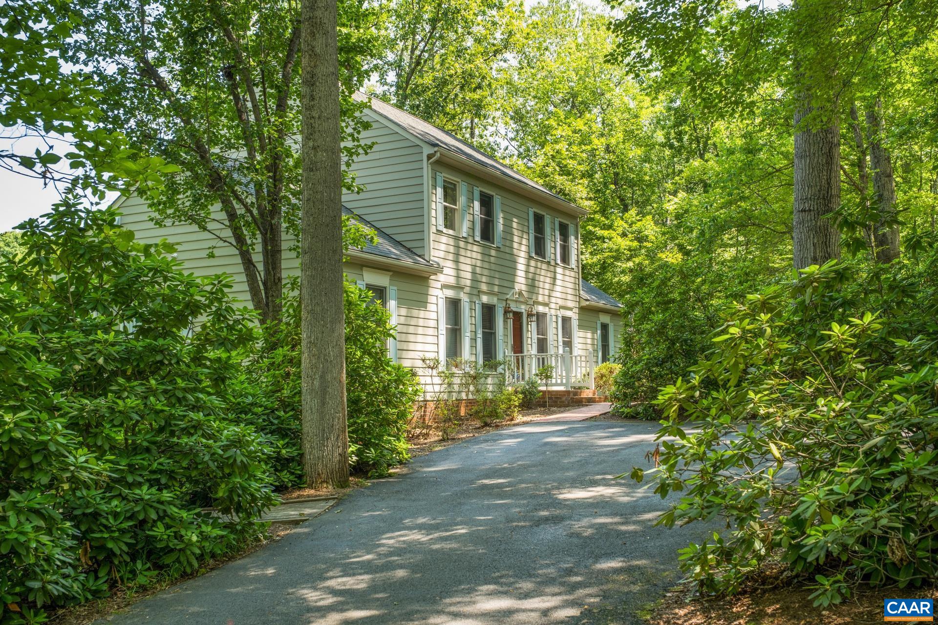 2034 BOBWHITE CT