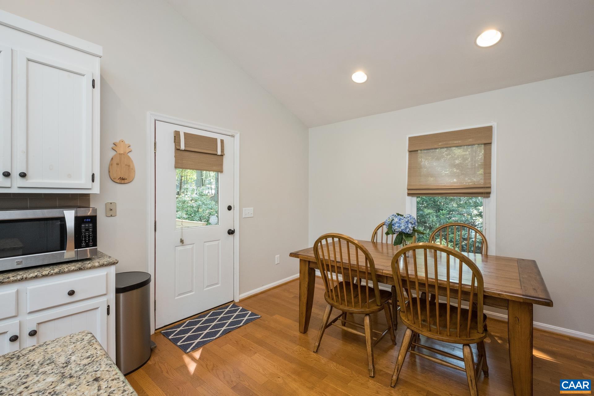 2034 BOBWHITE CT