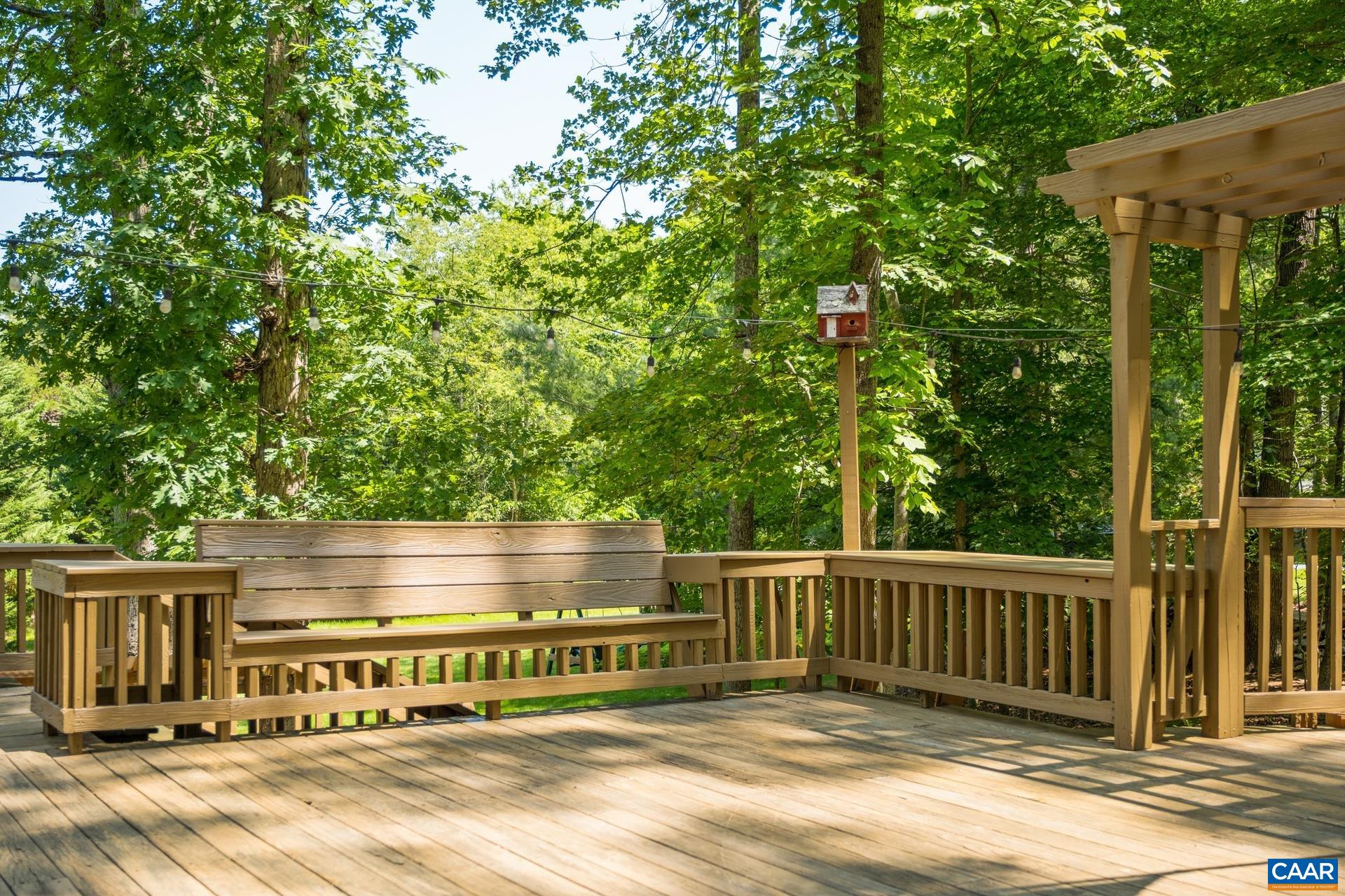 2034 BOBWHITE CT