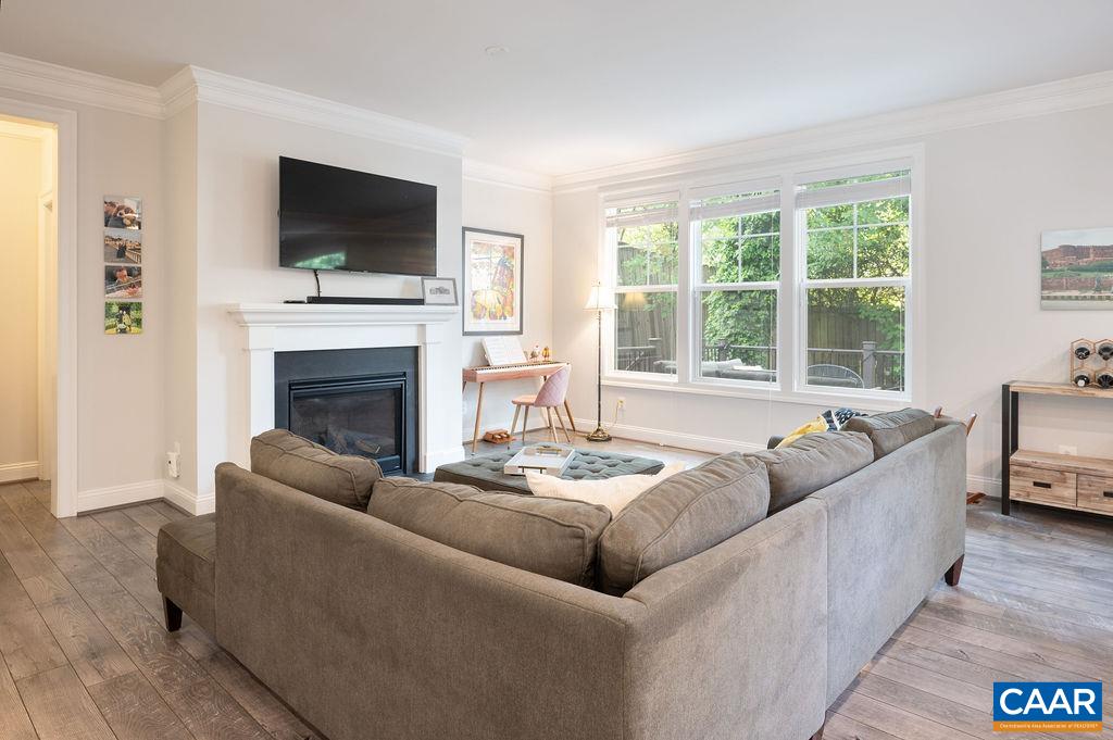 1257 PENFIELD LN