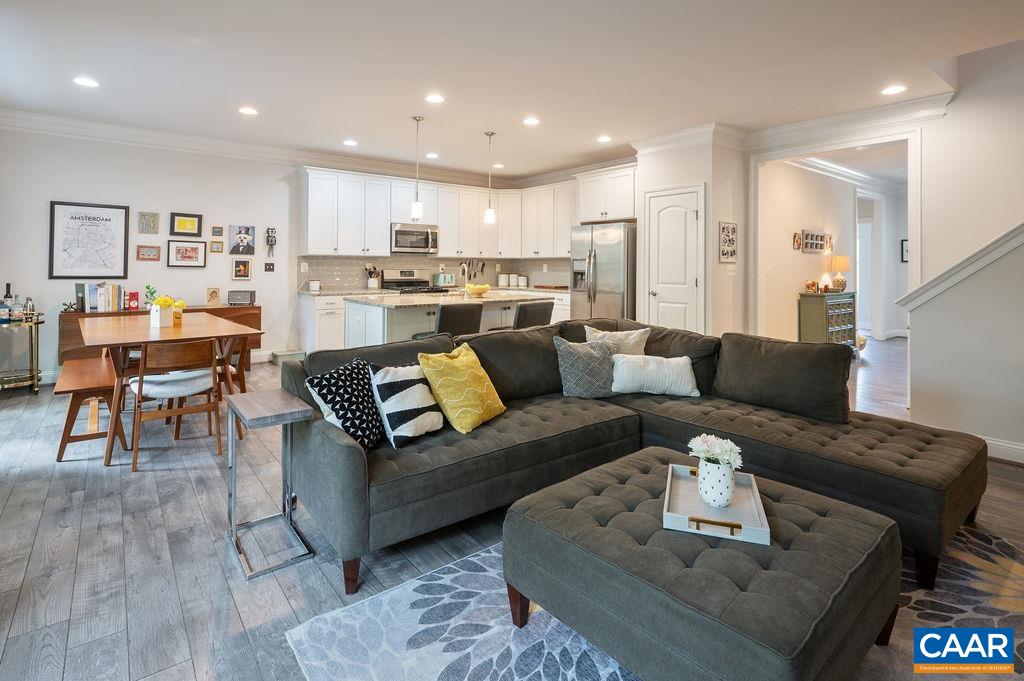 1257 PENFIELD LN