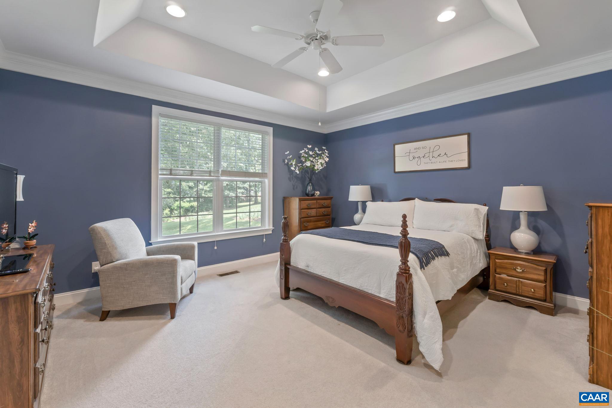 38 WAVERLY CT