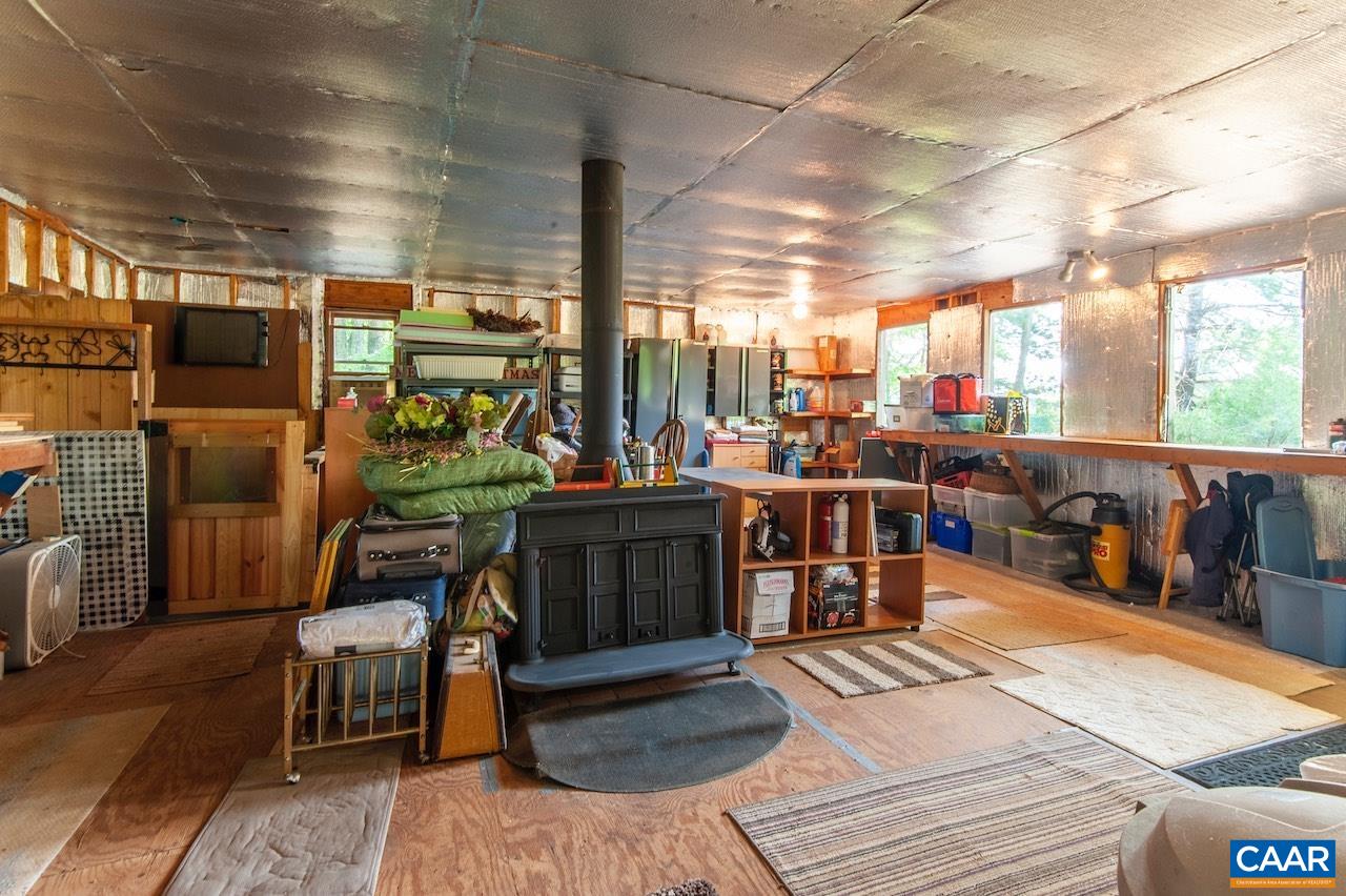 440 RAINBOW RIDGE RD