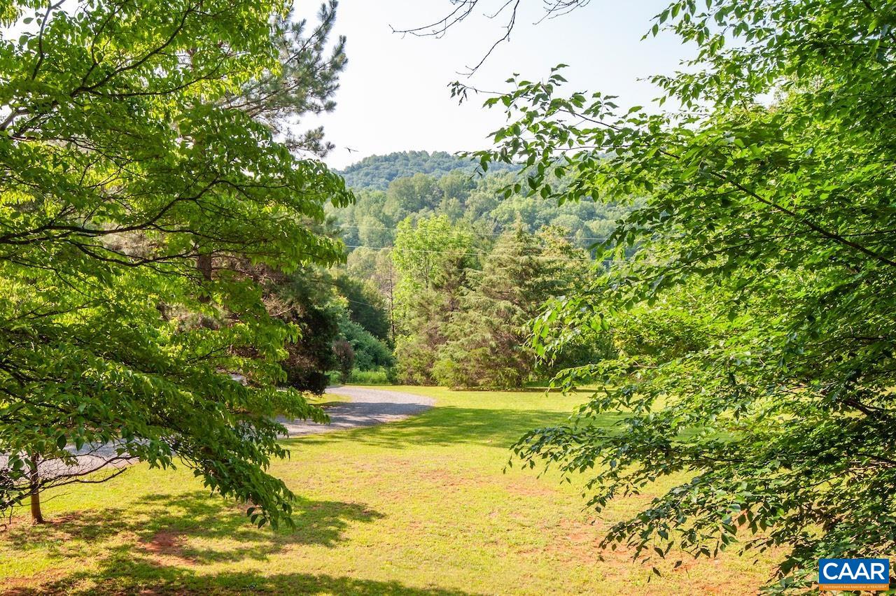 440 RAINBOW RIDGE RD