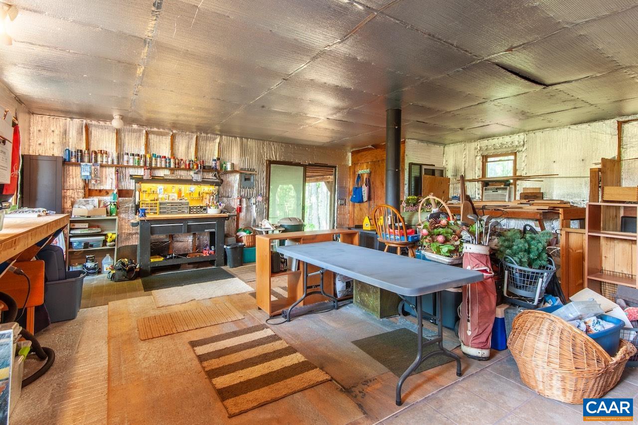 440 RAINBOW RIDGE RD