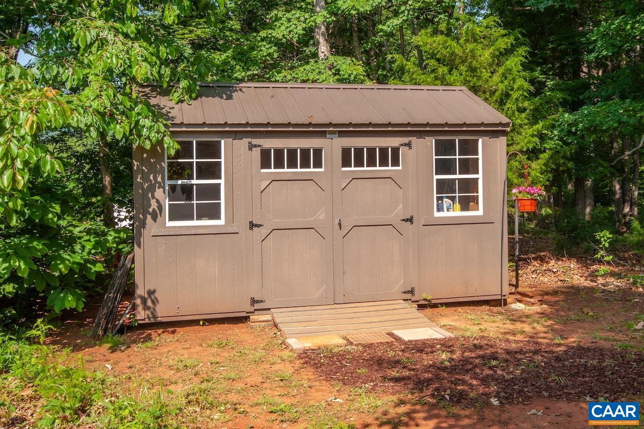 440 RAINBOW RIDGE RD