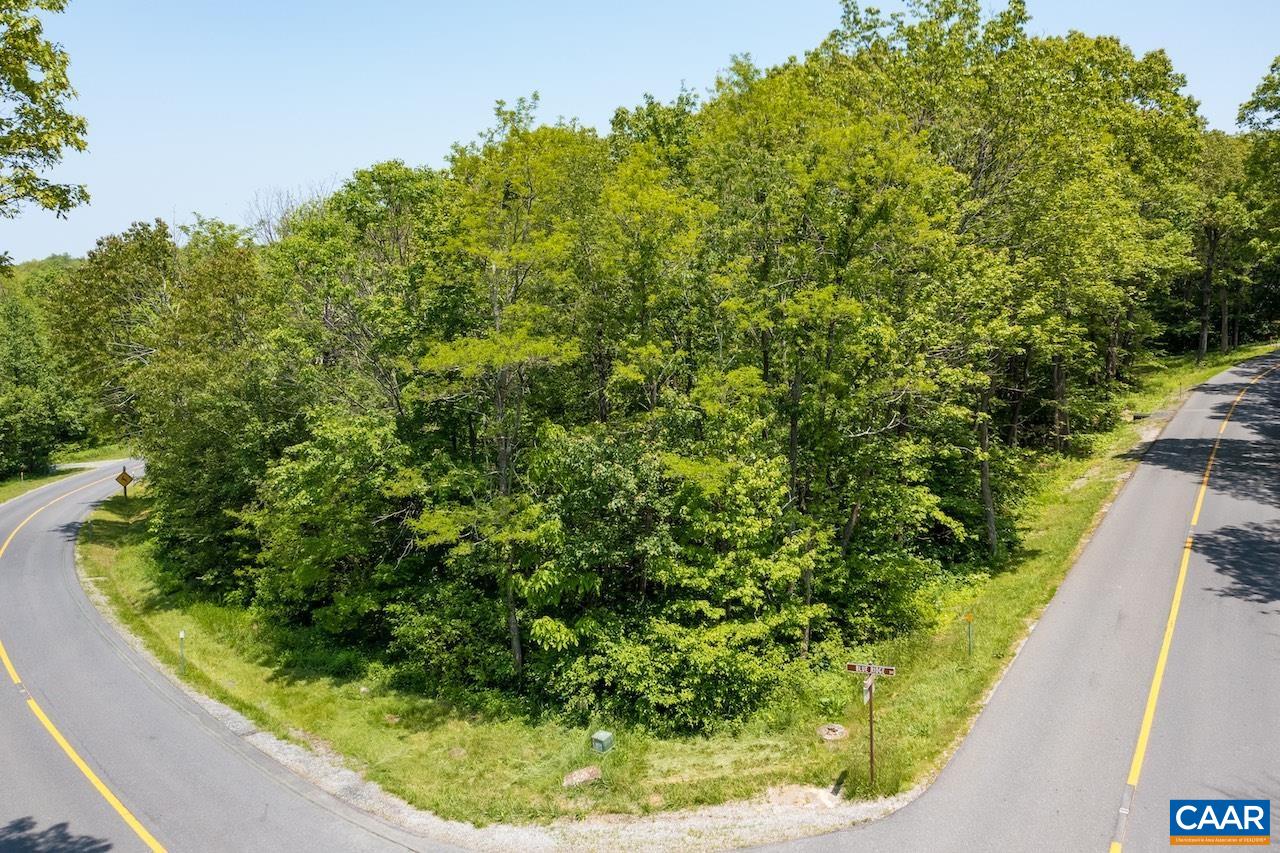 1761 BLUE RIDGE DR