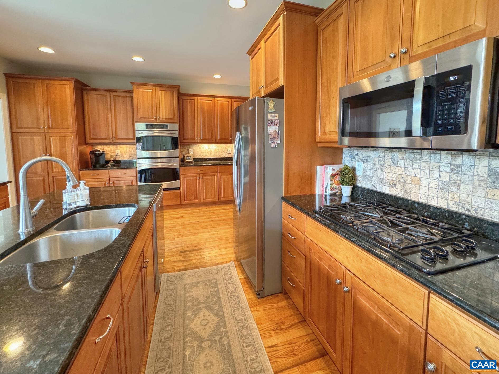 775 CLEOPATRA CT