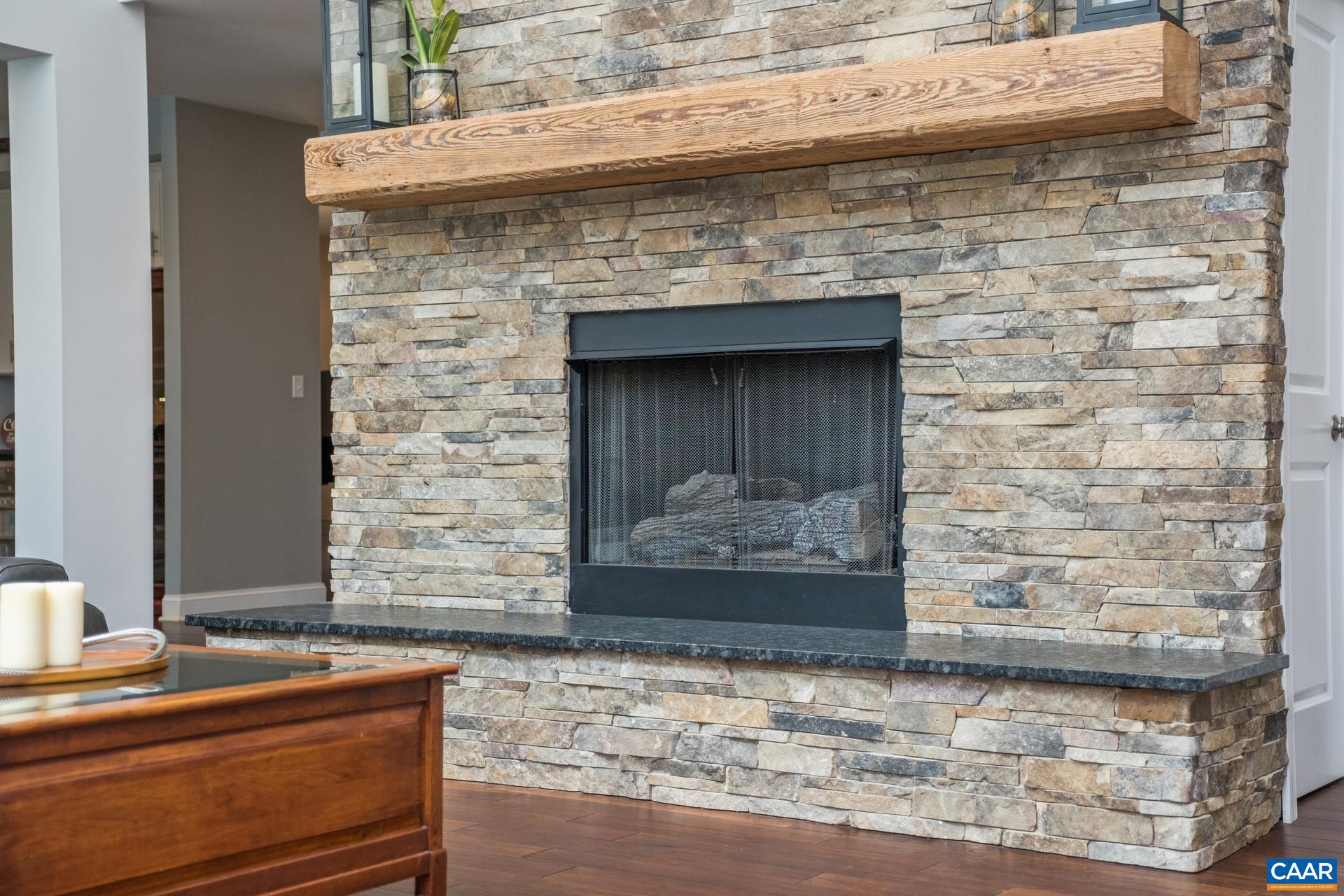 3288 HARDWARE RIVER RD