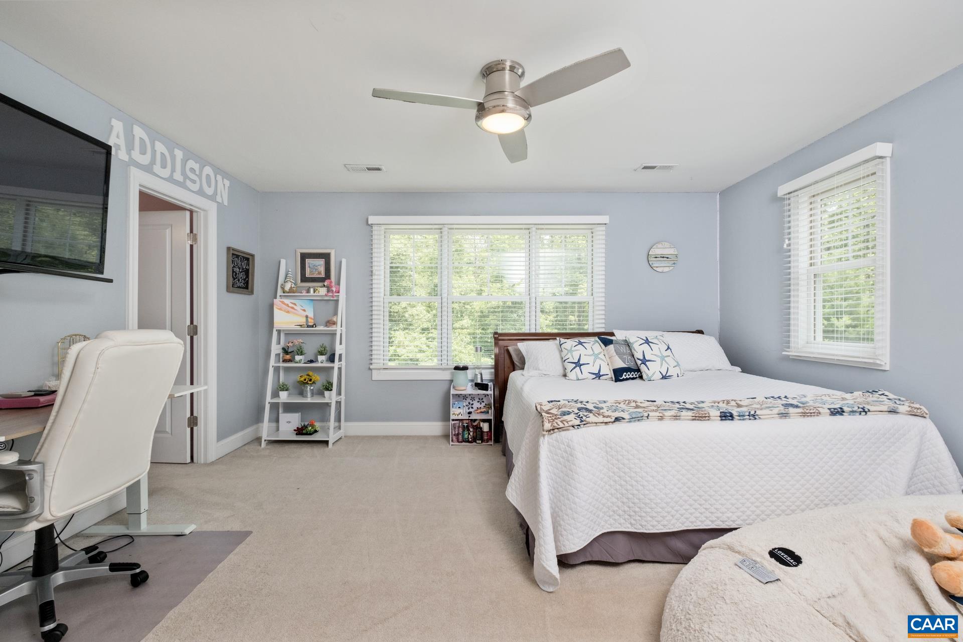 3288 HARDWARE RIVER RD