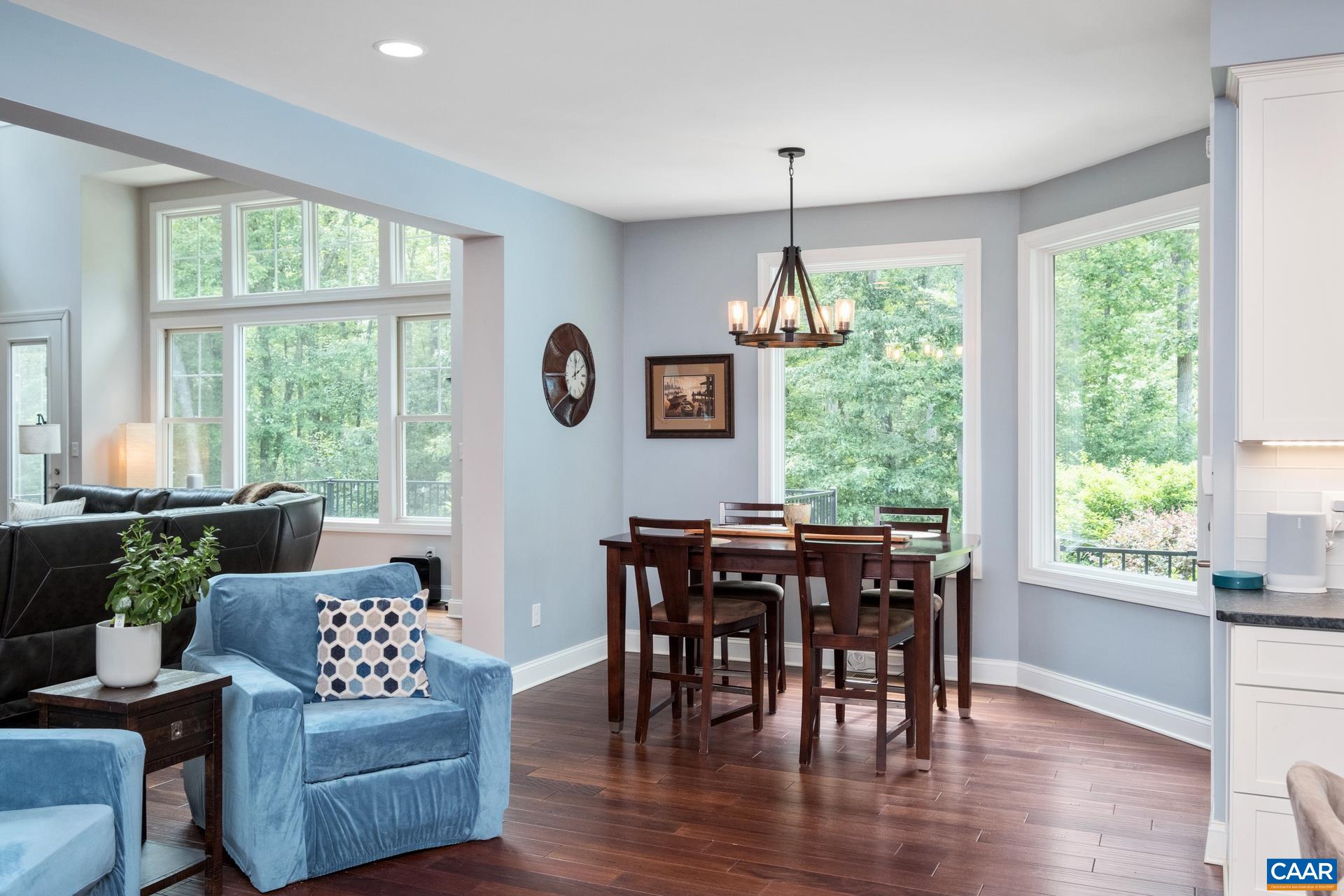 3288 HARDWARE RIVER RD