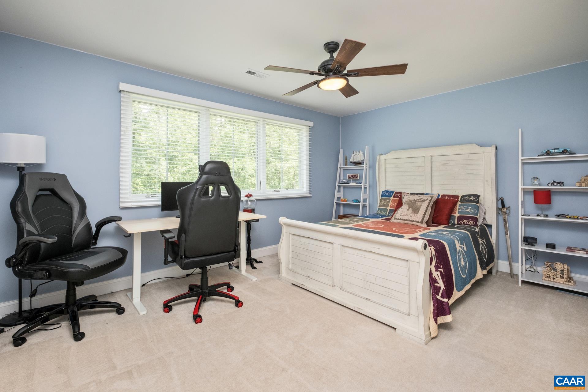 3288 HARDWARE RIVER RD