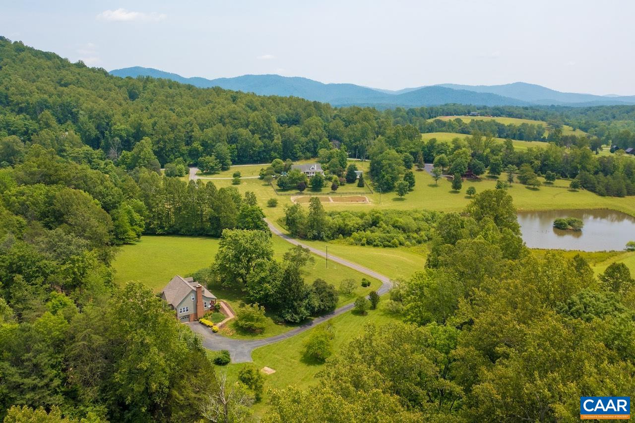 168 LAKELAND LN