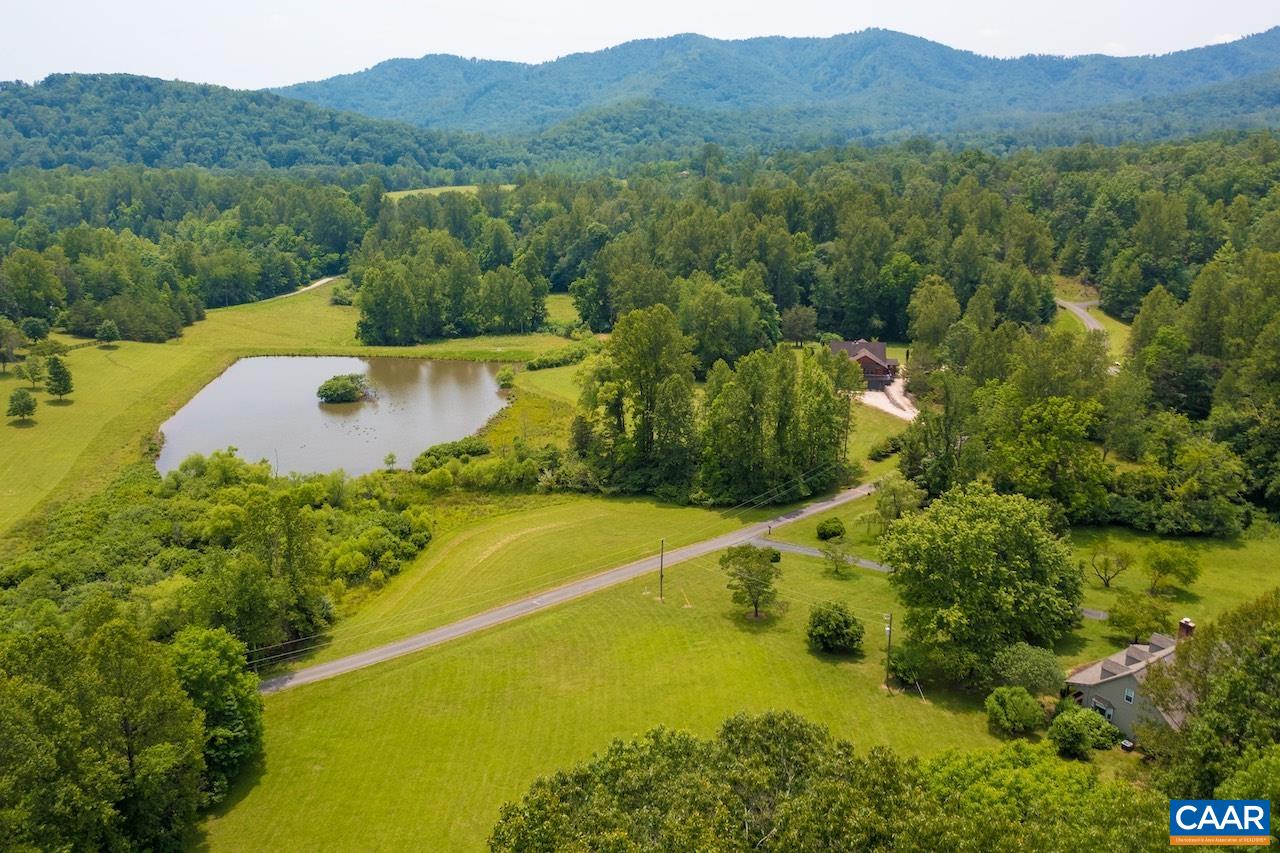 168 LAKELAND LN