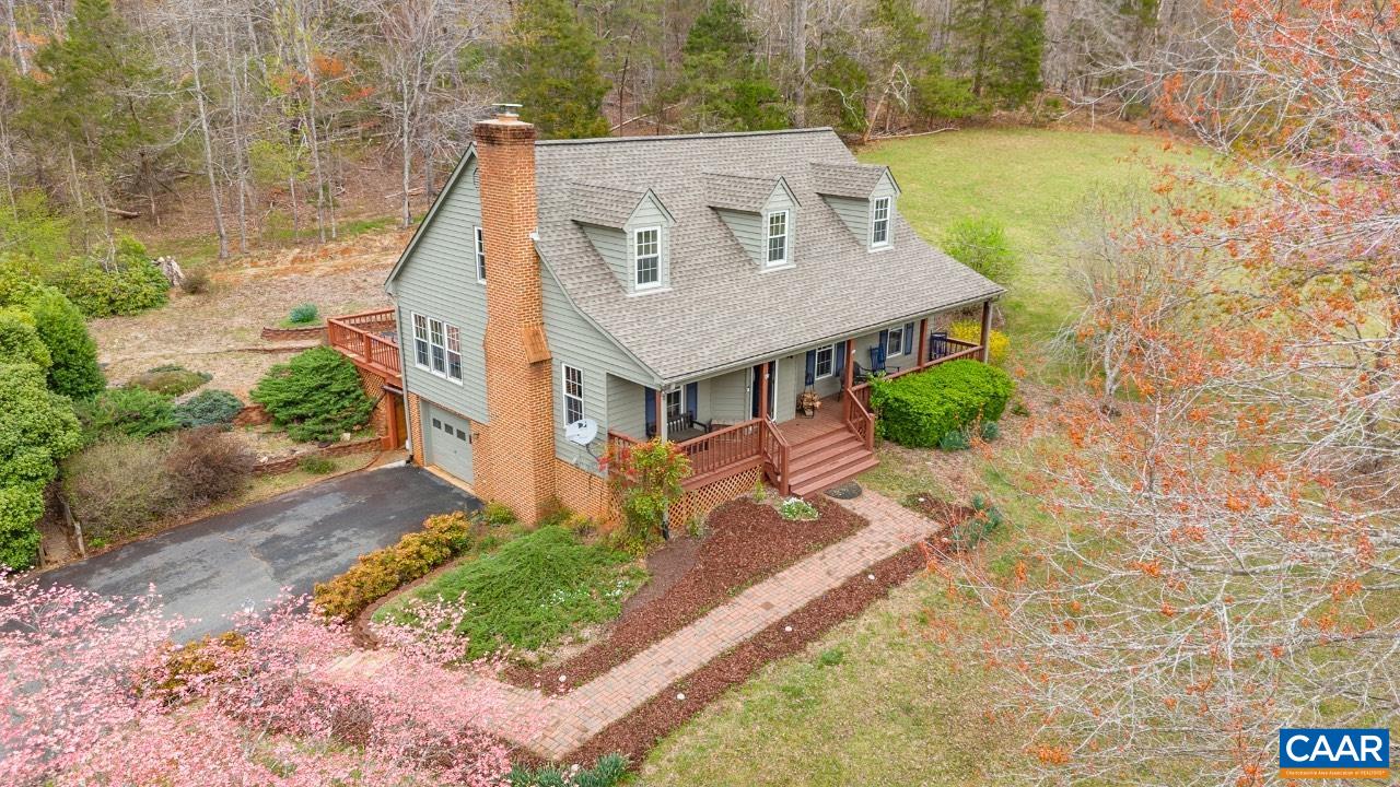 168 LAKELAND LN