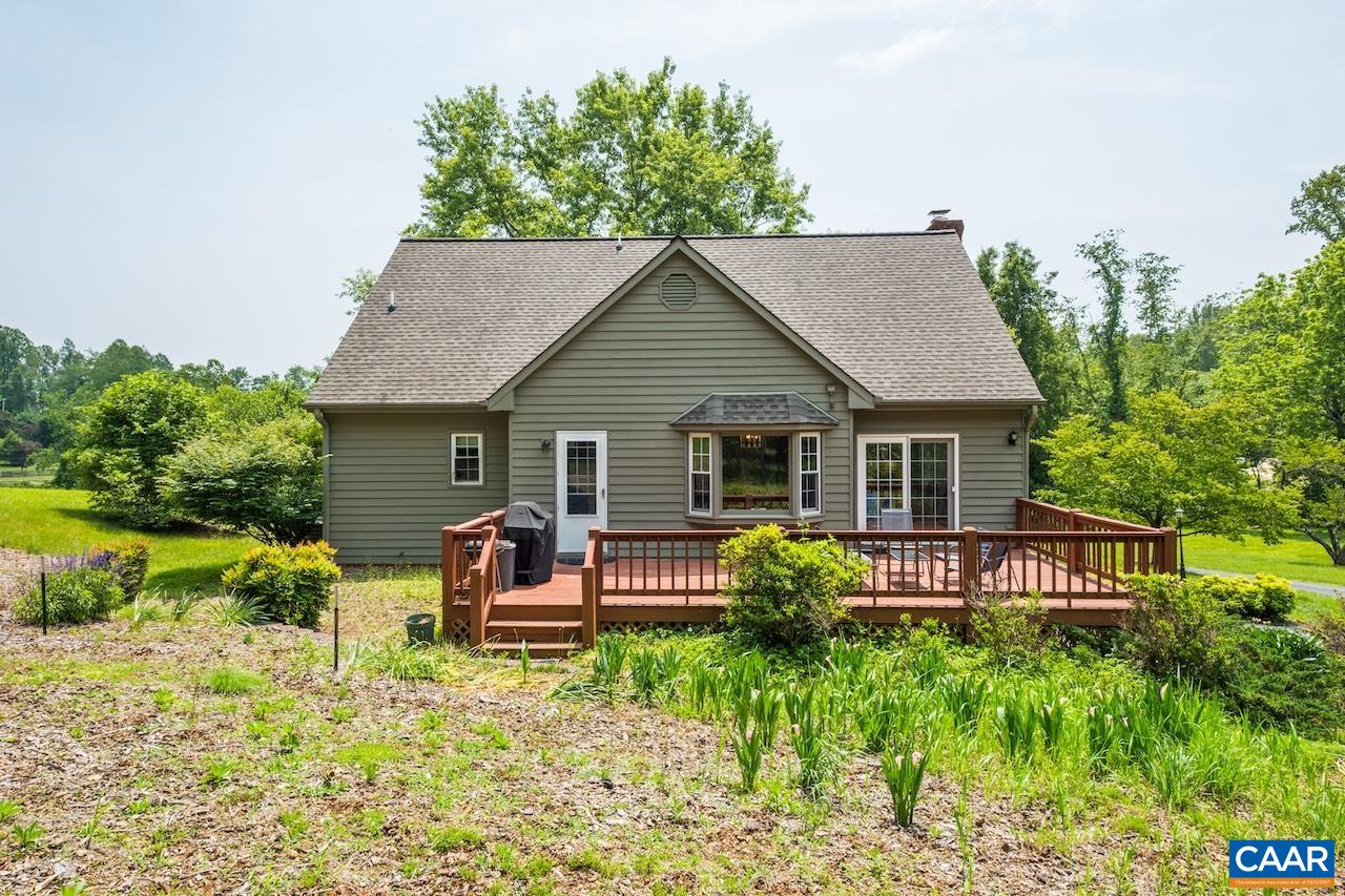 168 LAKELAND LN