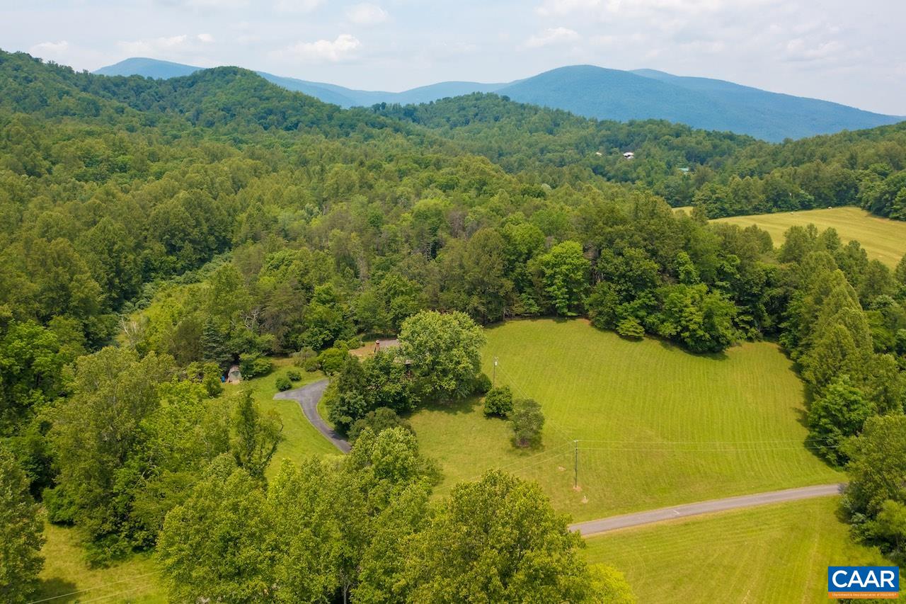 168 LAKELAND LN