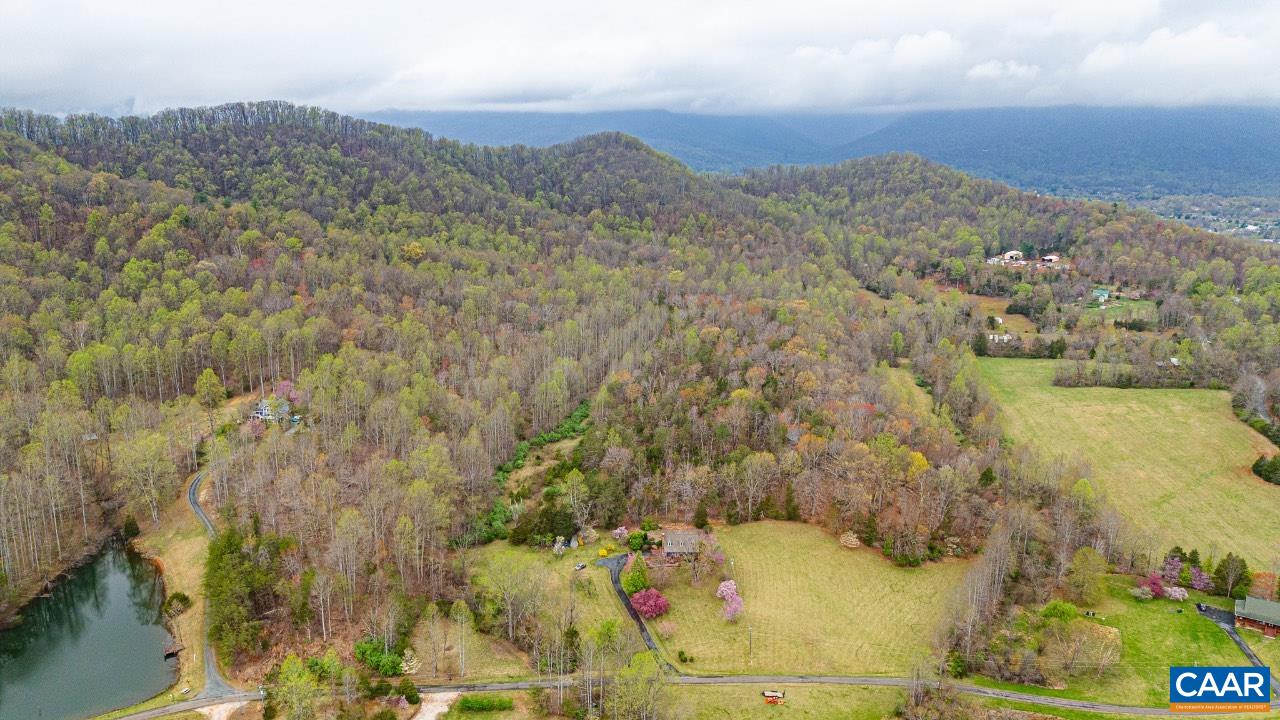 168 LAKELAND LN