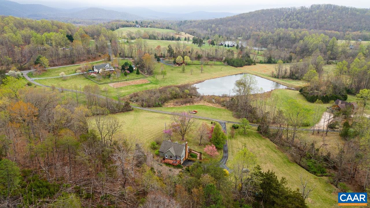168 LAKELAND LN