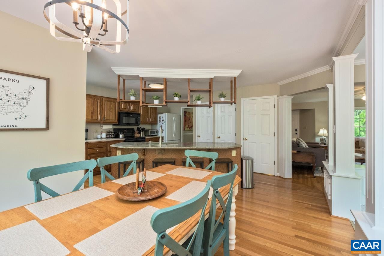 168 LAKELAND LN